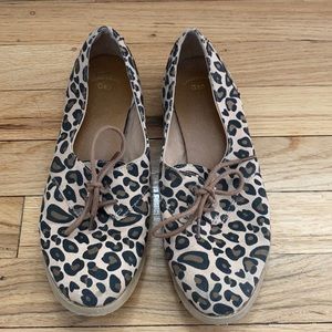 GAP women’s leopard print shoes size 7